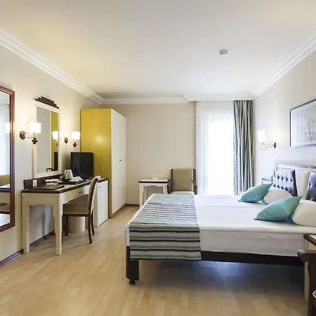 Üdülőközpont Nova Park Side