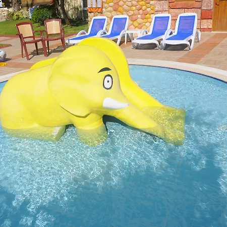 Resort Nova Park 5*