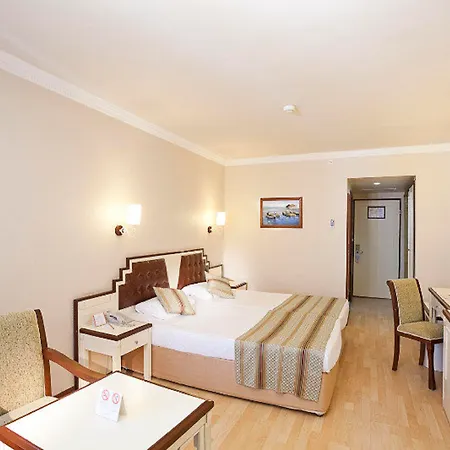 Курортный комплекс Nova Park 5*